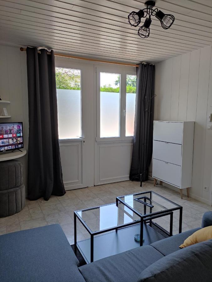 Apartamento L'Entre-Temps Chambretaud Exterior foto
