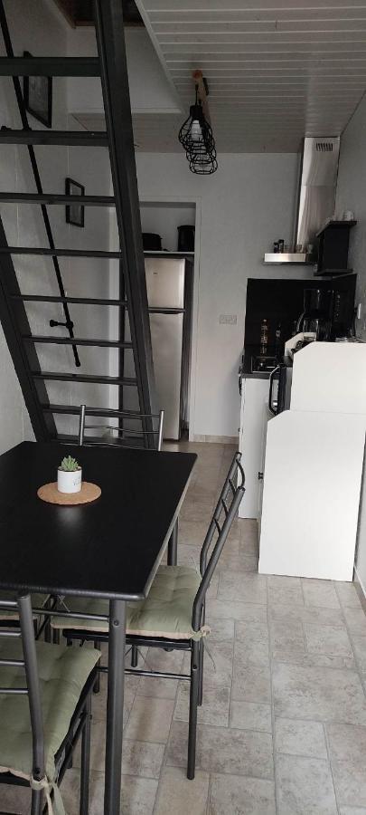 Apartamento L'Entre-Temps Chambretaud Exterior foto